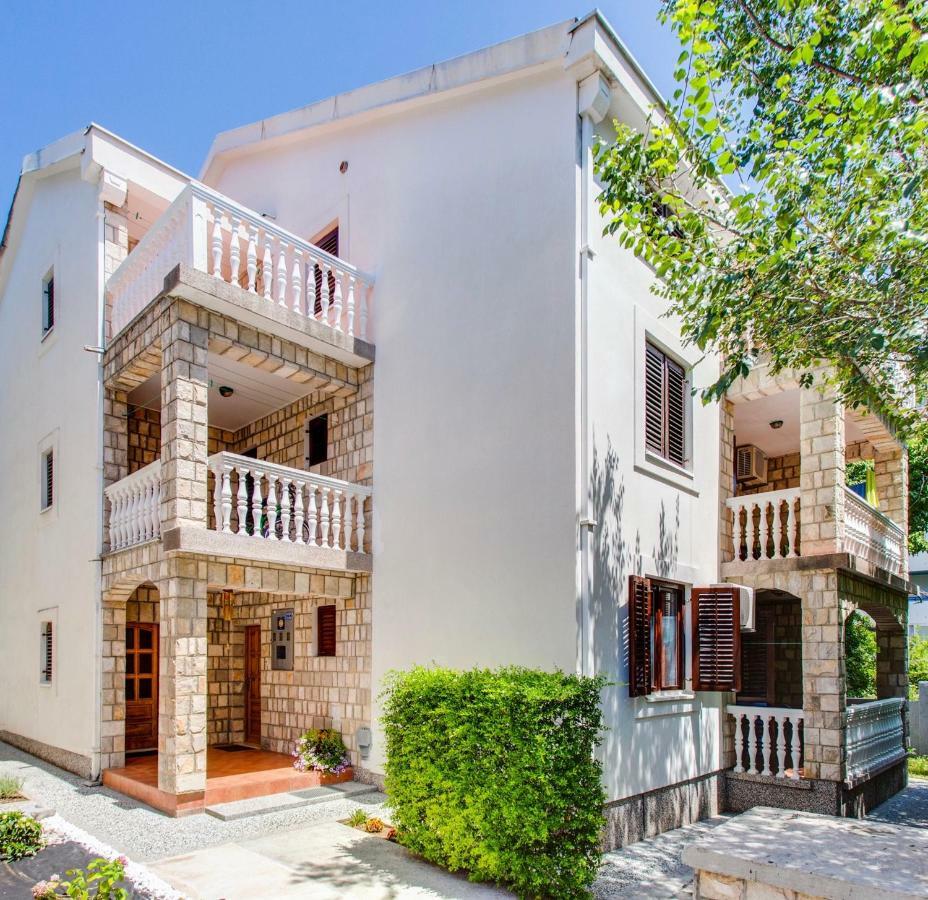 Villa Dionis بودفا المظهر الخارجي الصورة
