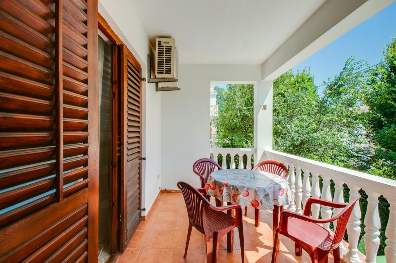 Villa Dionis بودفا المظهر الخارجي الصورة